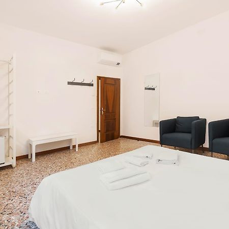 Hotel Casa Alimante à Venise Extérieur photo