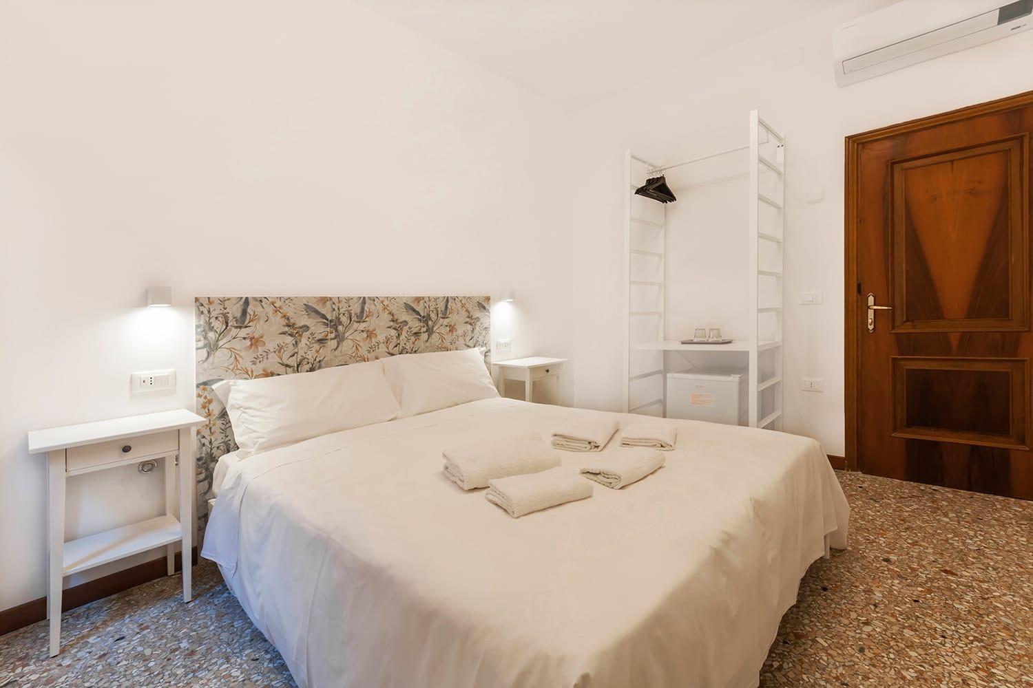Hotel Casa Alimante à Venise Extérieur photo